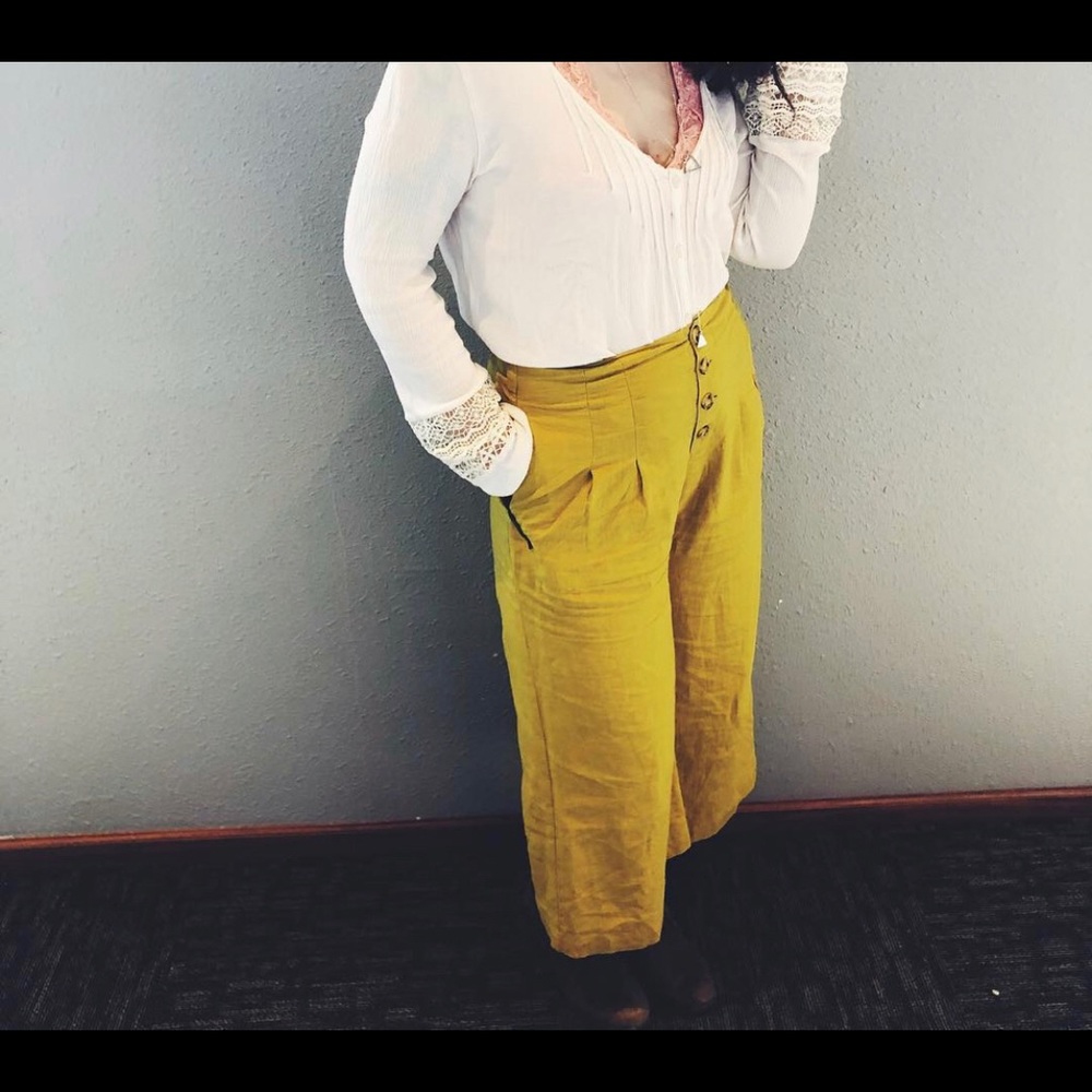 Mustard Wide Leg Capris
